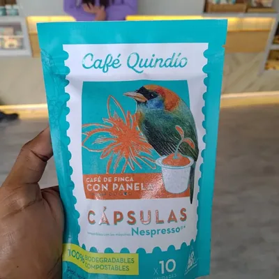 Café Quindío packaging — before and after
